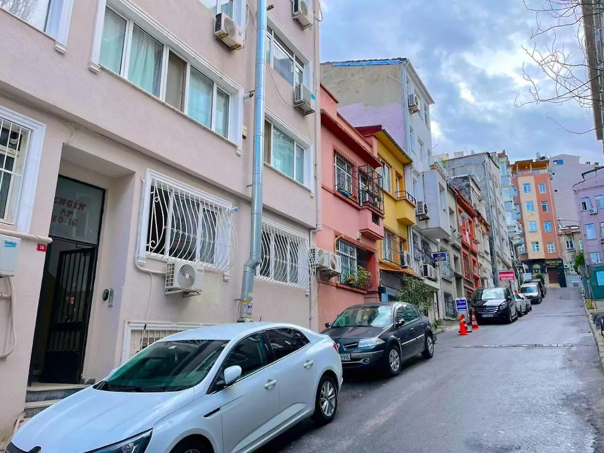 Отель New Modern Flat- By Taksim Square Стамбул 0*,  Турция